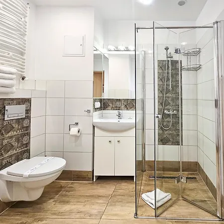 Visit Baltic - Przy Deptaku U Basienki Apartment *